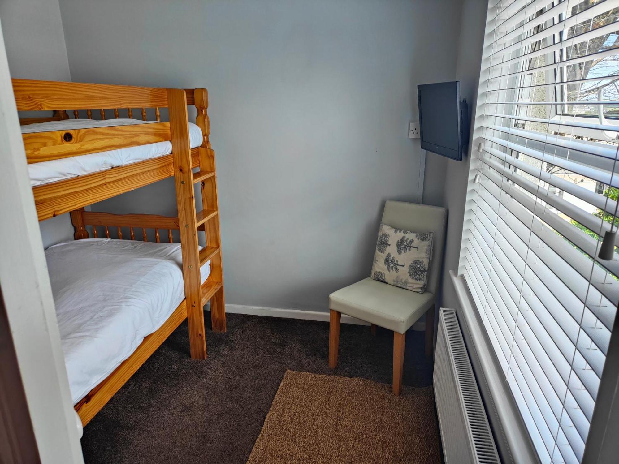 Pine Lodge Hotel New Quay エクステリア 写真